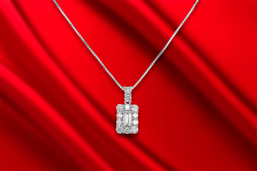 La Vie Est Belle Necklace